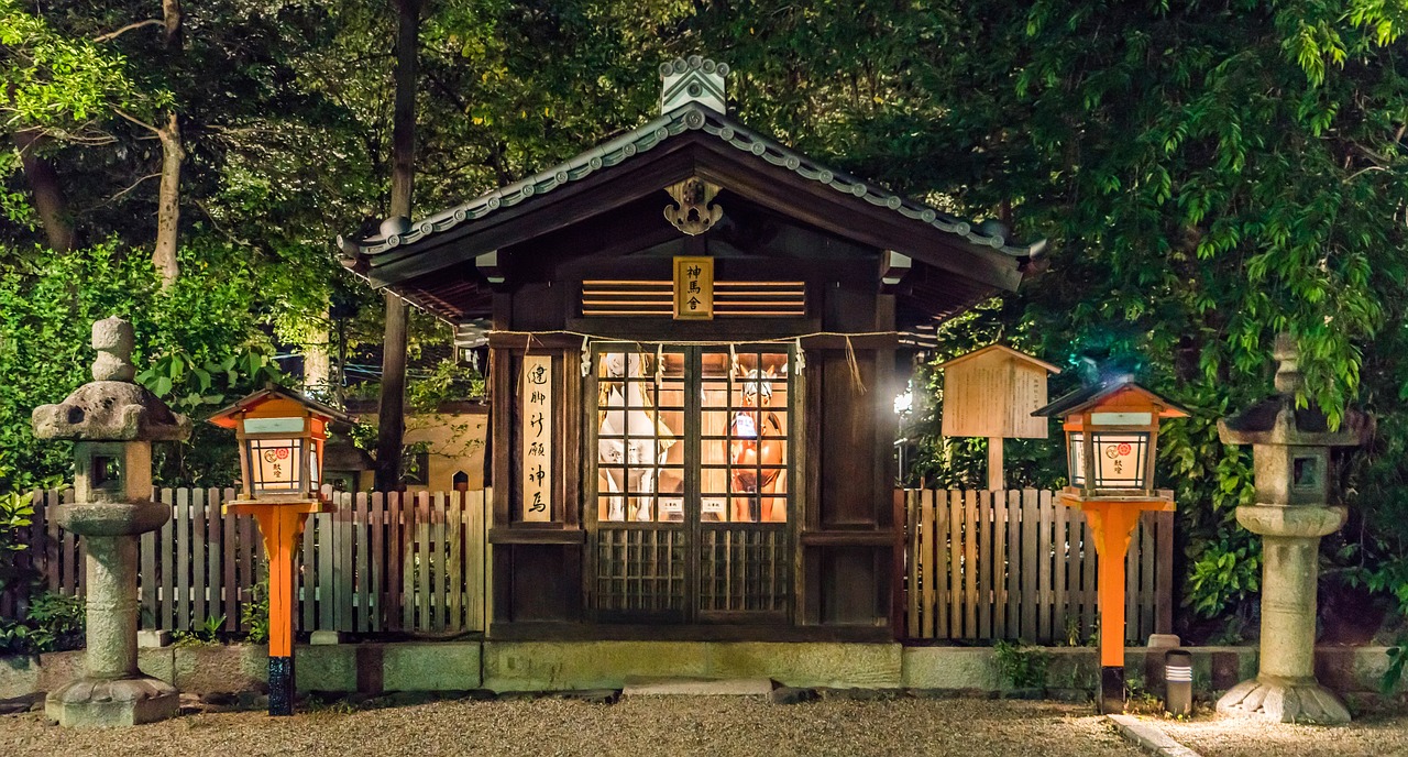 日本首相石破茂不参加靖国神社大祭，历史与现实之间的审慎选择